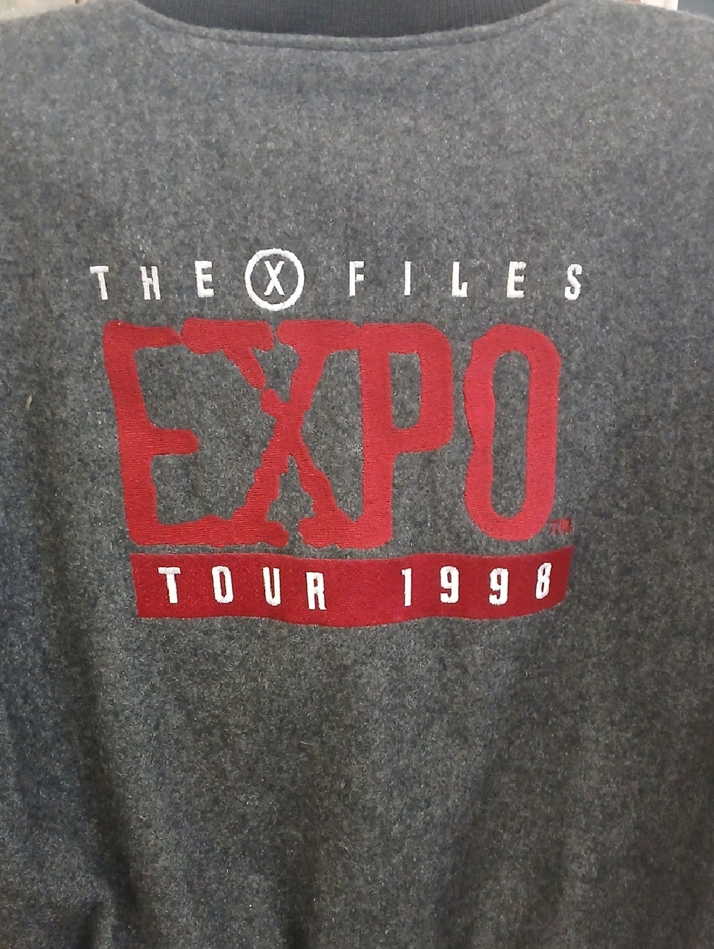 The X-Files EXPO Tour 1998 Graphic Sweatshirt - Gray & Red